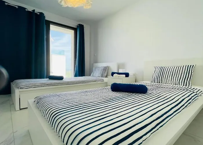 Vila By The Natalya *